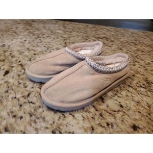 UGG Tasman Slipper Clog Mustard Seed Women’s Size 6